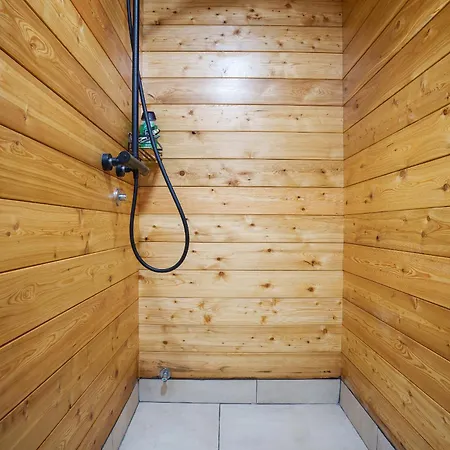 Brvnara Iverak * Mokra Gora