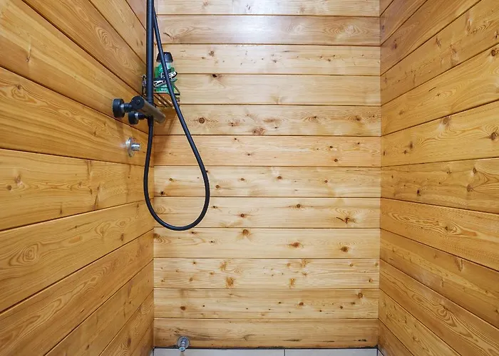 Brvnara Iverak * Мокра-Гора